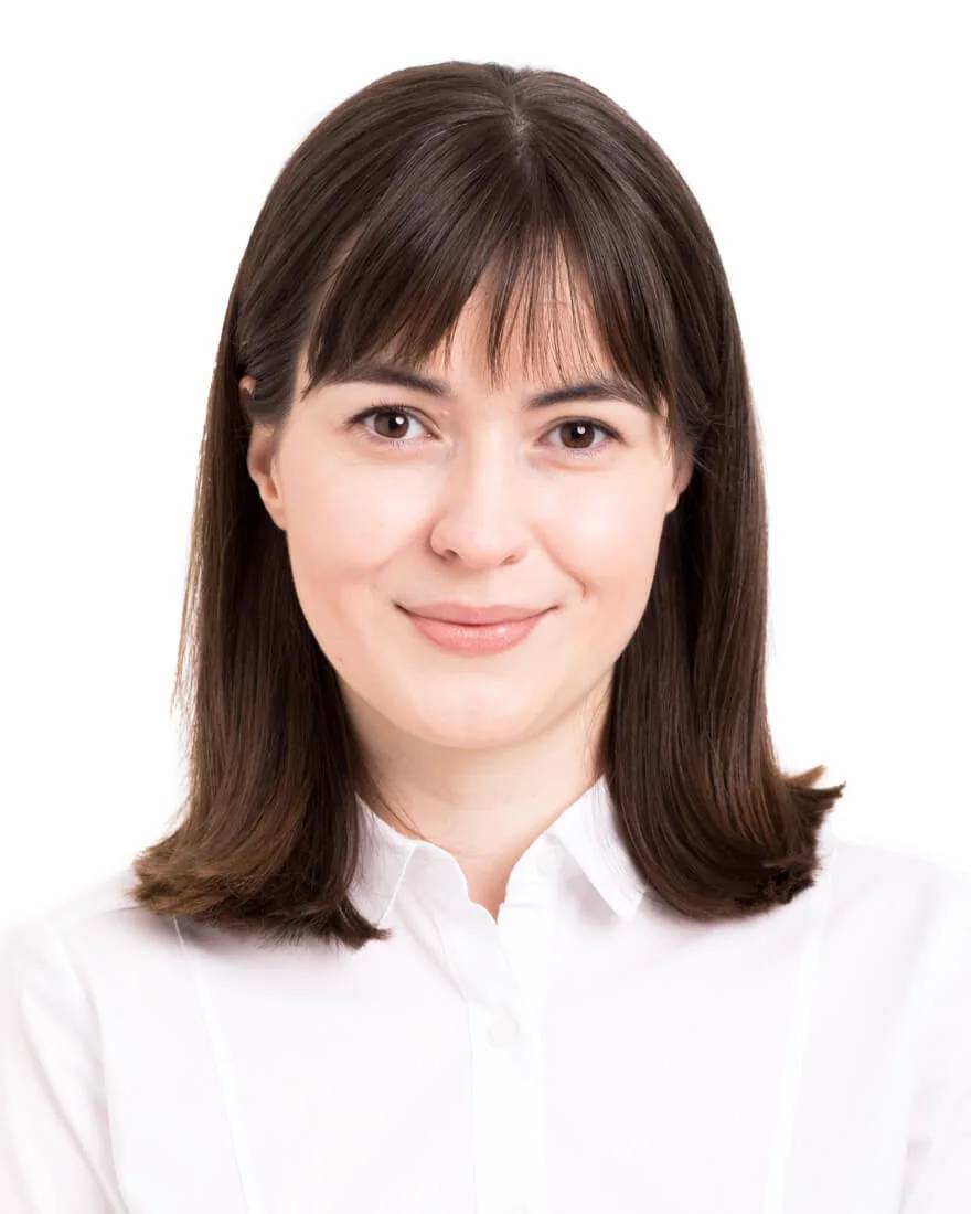 Dr Justyna Lunkiewicy